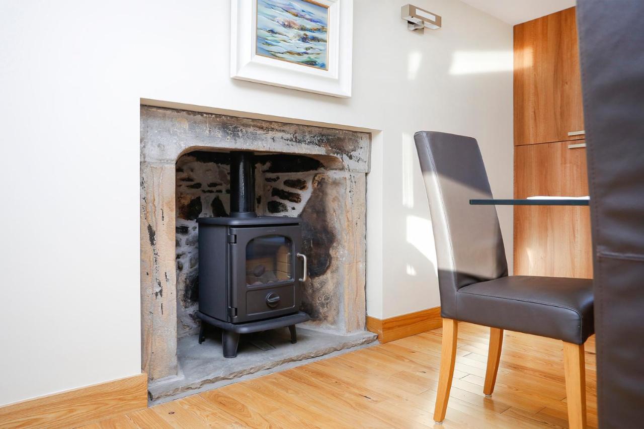 Joivy Unique Mezzanine Apartment In St Andrews Bagian luar foto