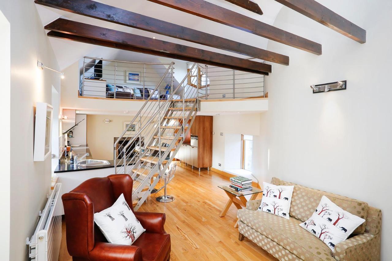 Joivy Unique Mezzanine Apartment In St Andrews Bagian luar foto